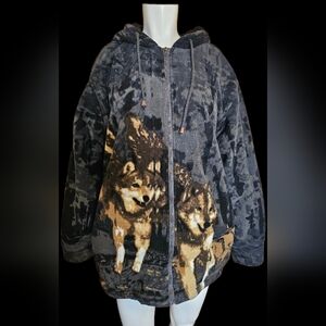 Mountain Ridge Size Medium Wolf Sherpa Sweater